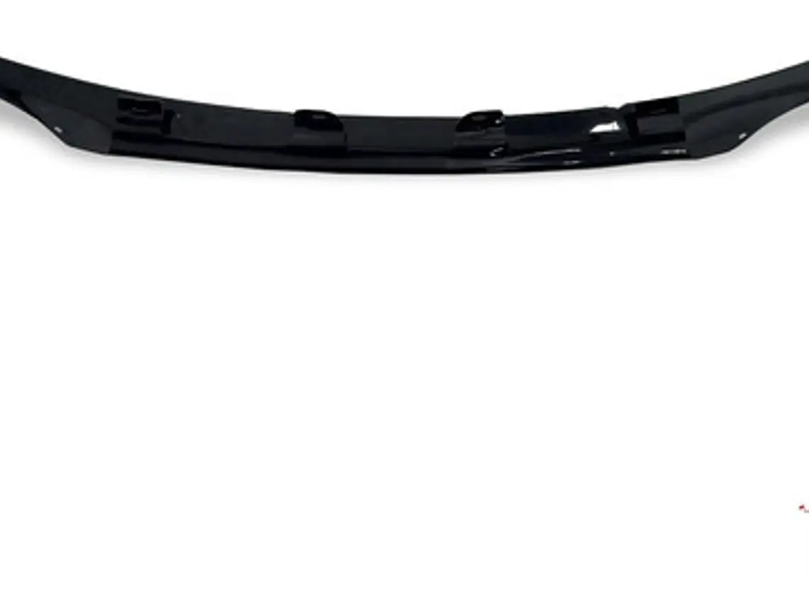 Deflector De Capot Negro Con Logo Nissan Terrano 2007 - 2014 4