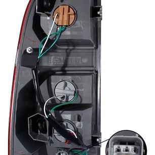 Foco Trasero Derecho Toyota Hilux 2006-2015 Envio Gratis