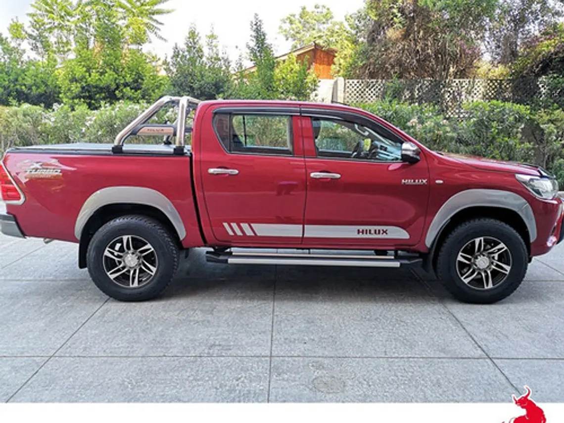 Fangueras Extension Tapabarro Grises Toyota Hilux Revo 2016+ 6