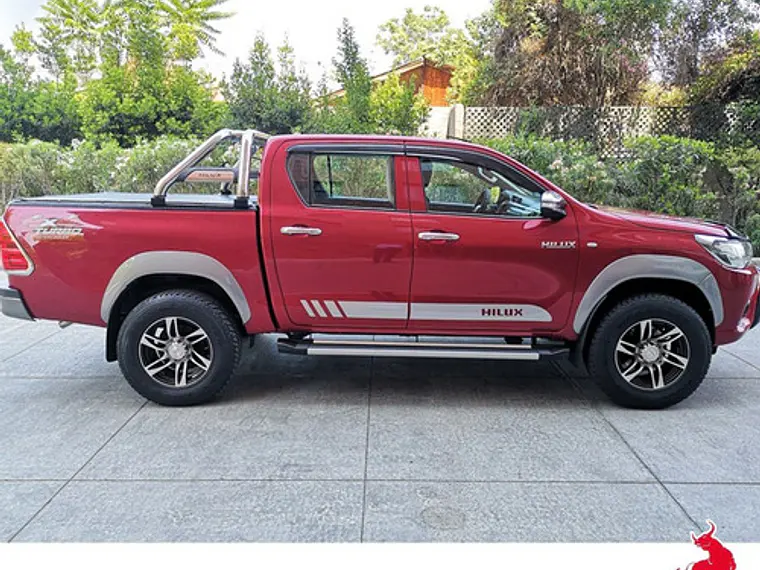 Fangueras Extension Tapabarro Grises Toyota Hilux Revo 2016+ 6