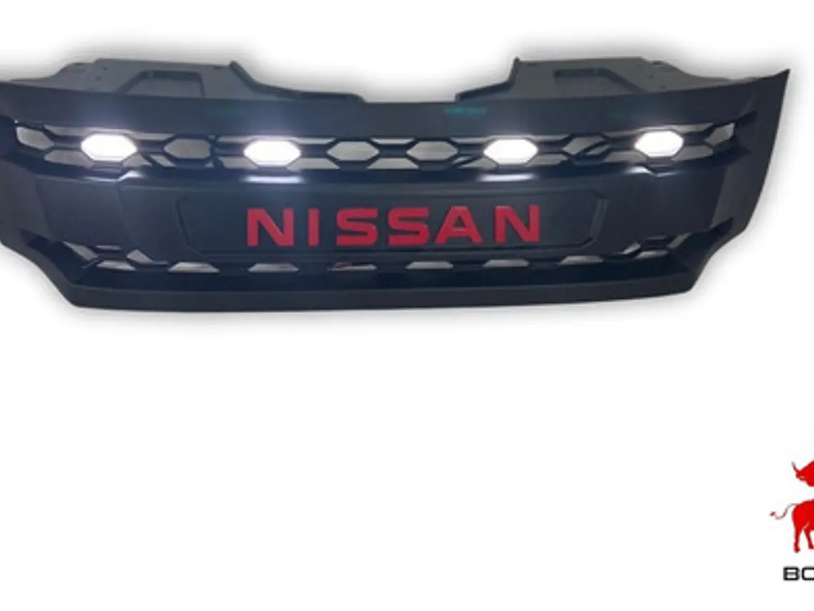 Mascara  Nissan Np300 Led  Con Logo 2016-2021 1