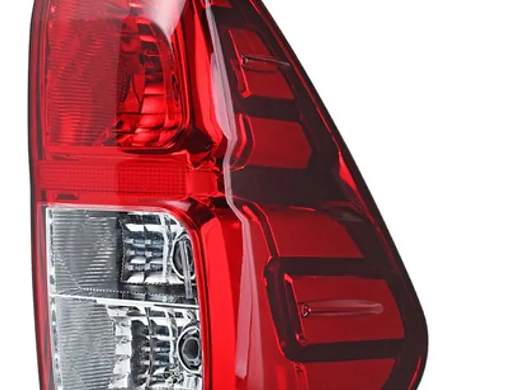 Foco Trasero Derecho Toyota Hilux Revo 2016 - 2020 4