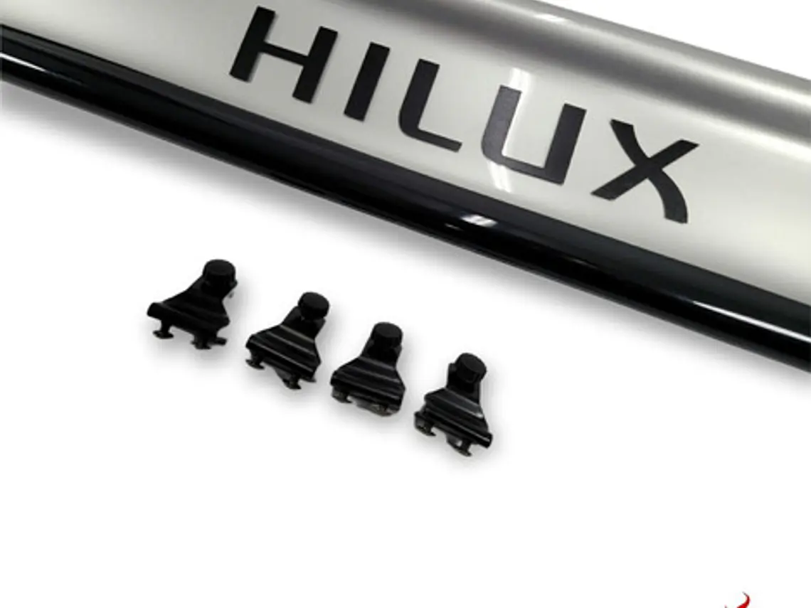 Deflector Capot Bicolor Toma De Aire Toyota Hilux 2012-16 1