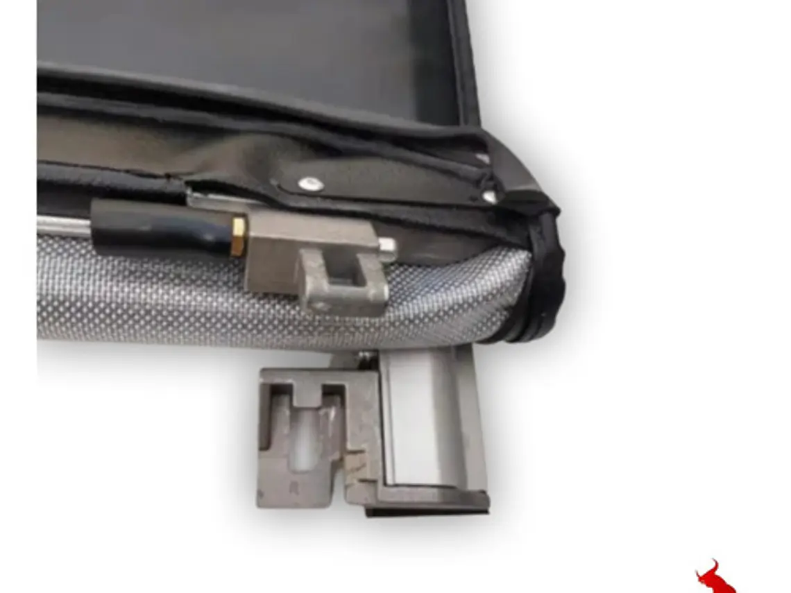 Lona Marítima Flash Cover  Mitsubishi L200 2016-2019 4