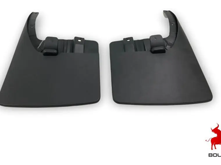Set De Aletas Guarda Barro Para Nissan Np300 2016-2020 2