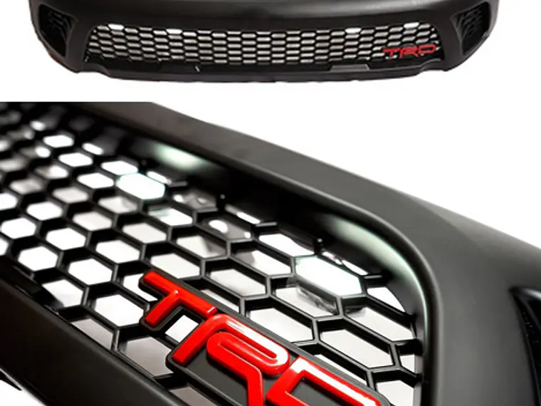 Mascara Rejilla Toyota Hilux Trd Revo Con Led 2016 - 2020 4