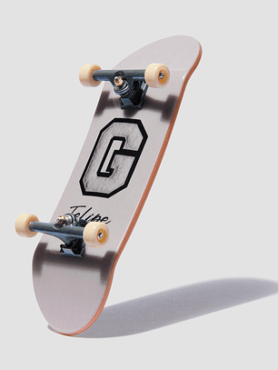 FINGERBOARD