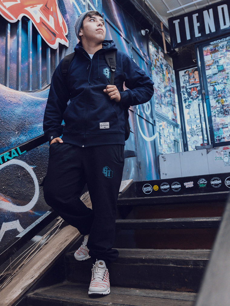 CANGURO AZUL MARINO SELVA NEGRA 2