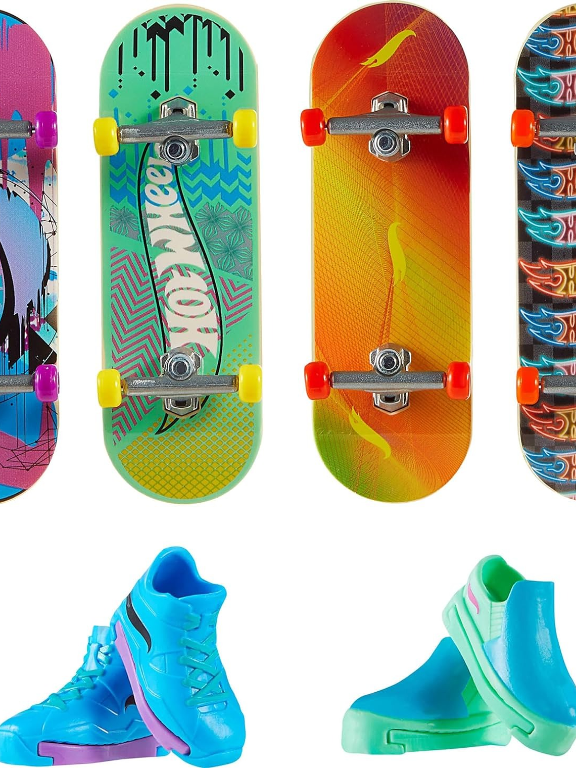 Hot Wheels Skate Tony Hawk - Zapatos de patinaje extraíbles y fingerboard, paquete múltiple, 4 tablas totalmente montadas, 2 pares de zapatos de skate, 1 juego exclusivo (los estilos pueden variar) 5