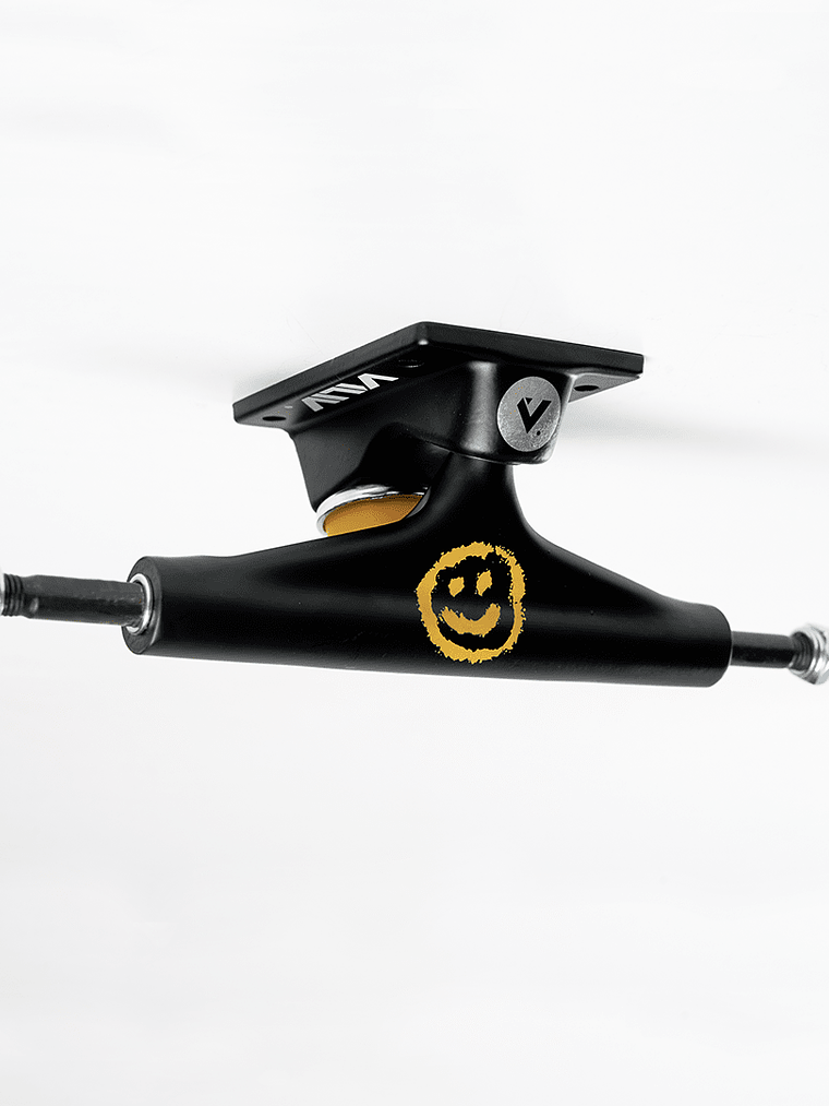 TRUCKS VILIV BLACK SMILE VILIV 139mm 1
