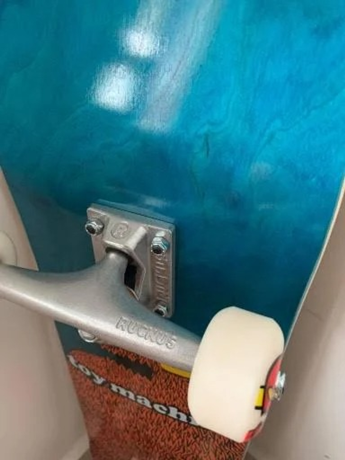 Tabla Skate Completa Toy Machine Monster 8.0 3