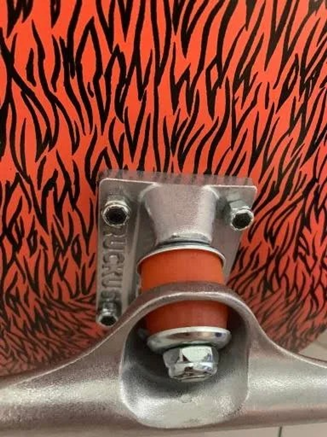 Tabla Skate Completa Toy Machine Monster 8.0 4