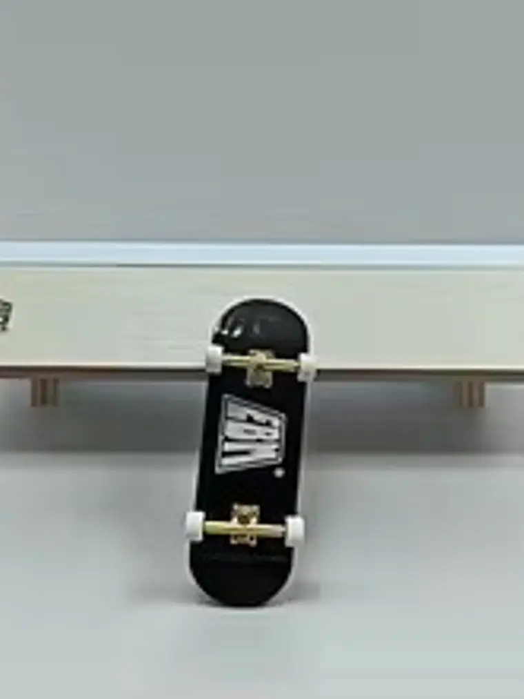 Spot para Fingerboard Profesional EBM Chair 2
