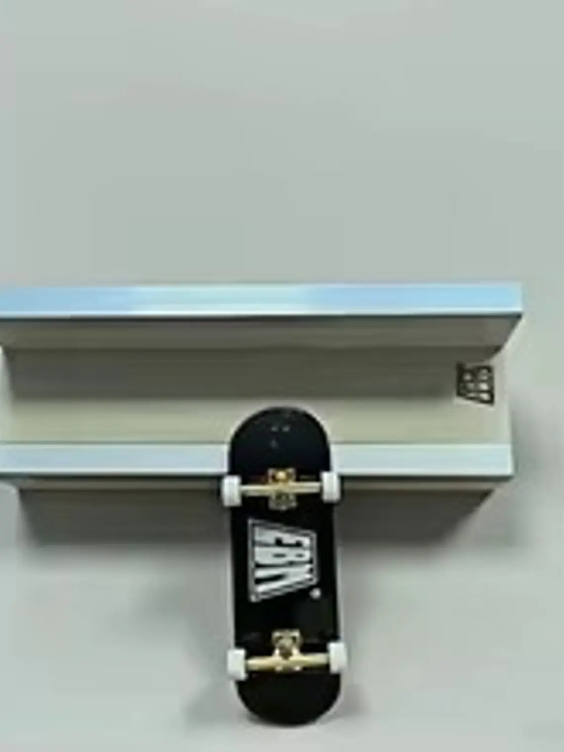 Spot para Fingerboard Profesional EBM L Shape 2