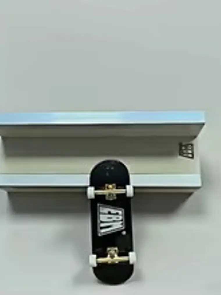 Spot para Fingerboard Profesional EBM L Shape 2