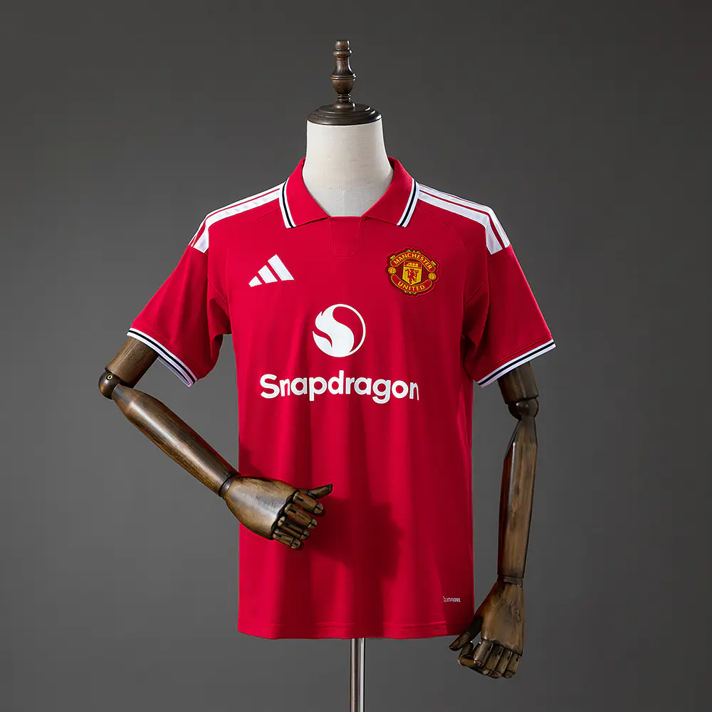 Camisola principal Manchester United 2026/27