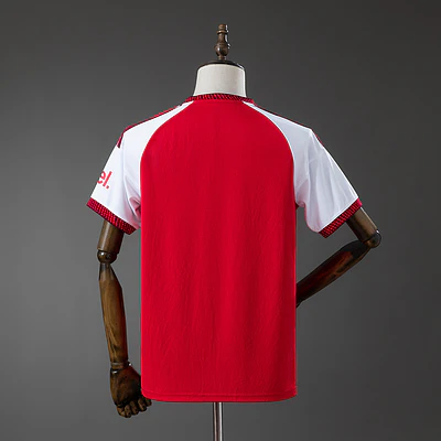 Camisola principal Arsenal 2026/27