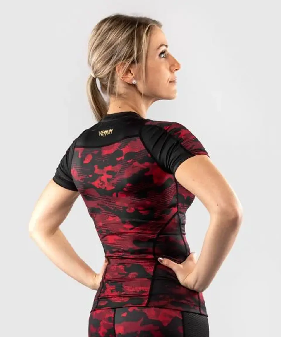 Venum Defender Rashguard - Short Sleeves - Black/Red 5