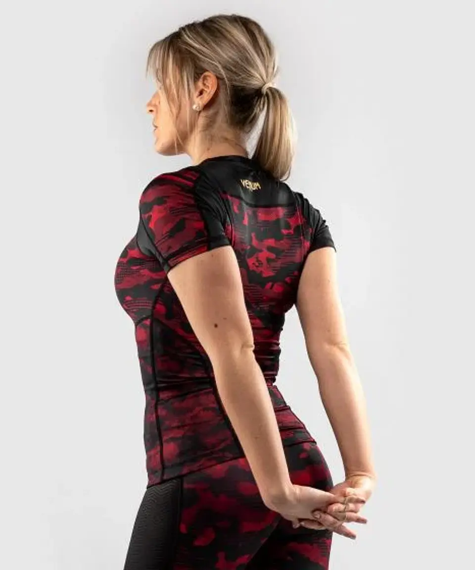 Venum Defender Rashguard - Short Sleeves - Black/Red 7