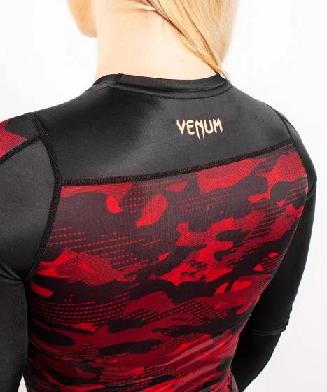 Venum Defender long sleeve Rashguard - for women - Black/Red