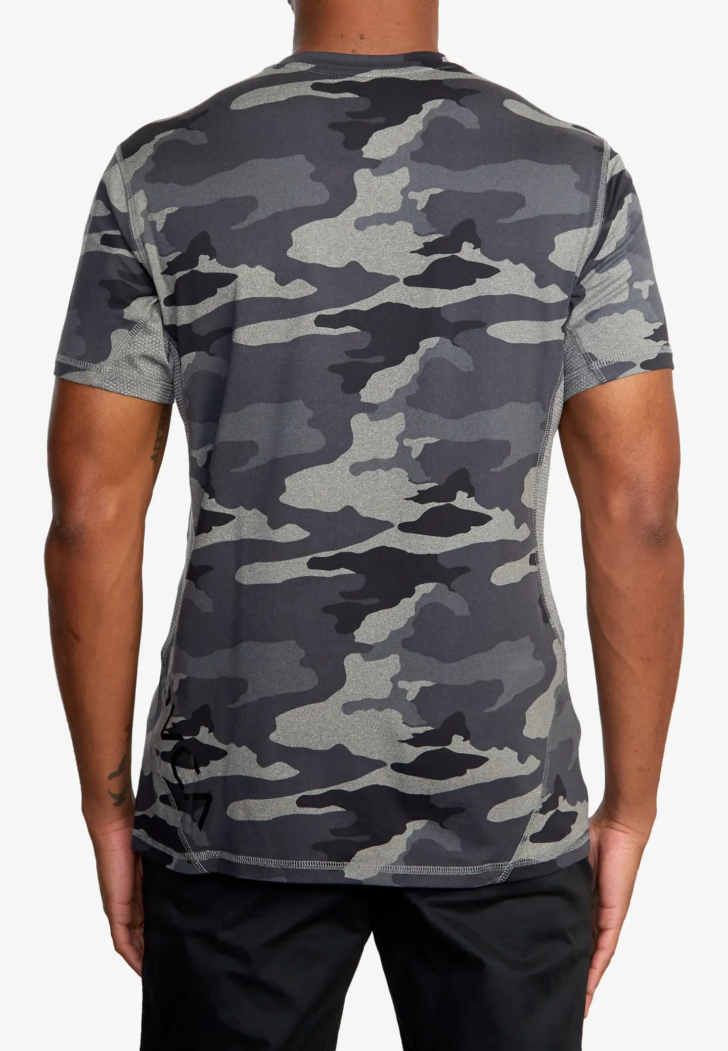Polera RVCA 4