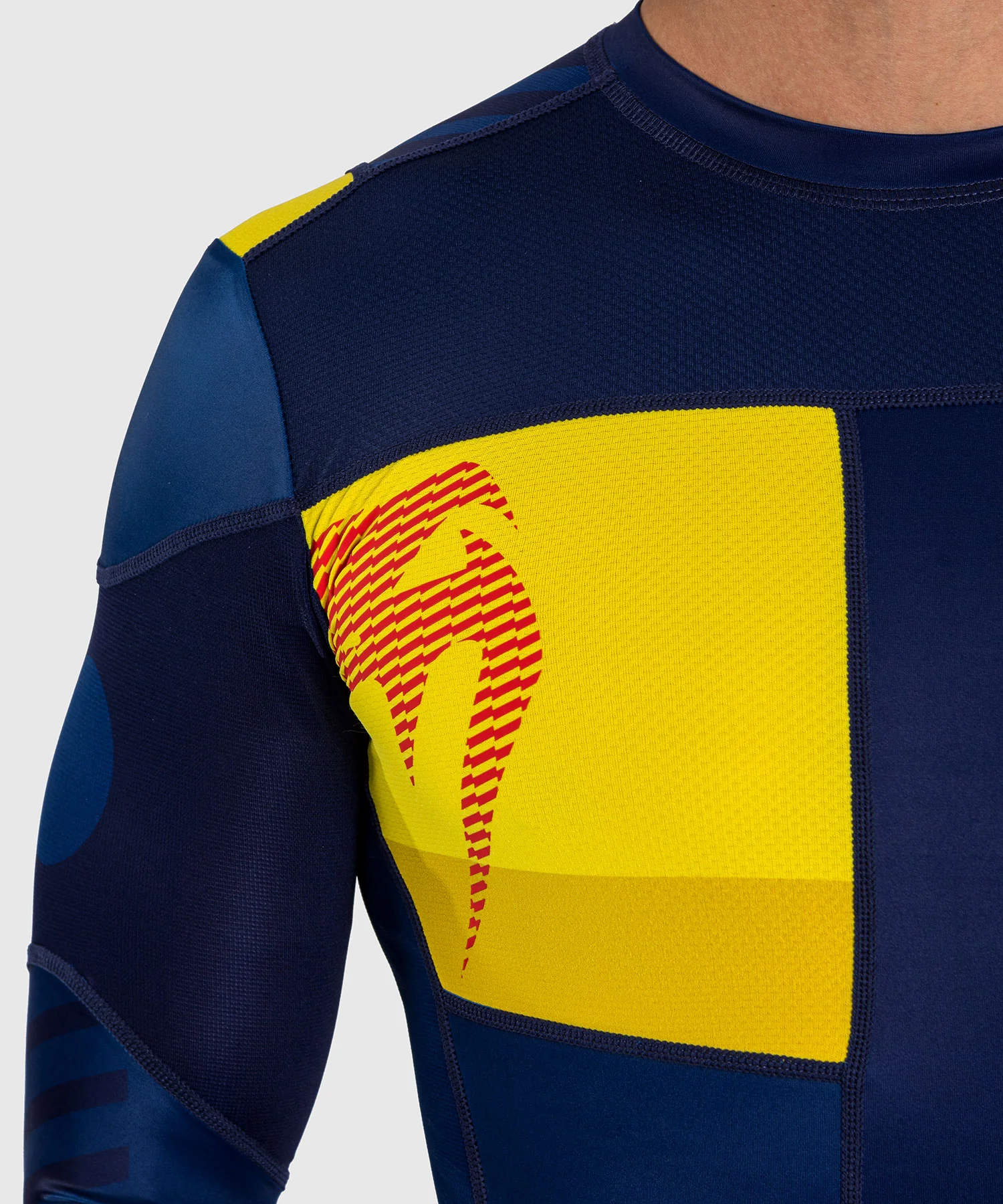 Venum Sport 05 Rashguard Long Sleeves