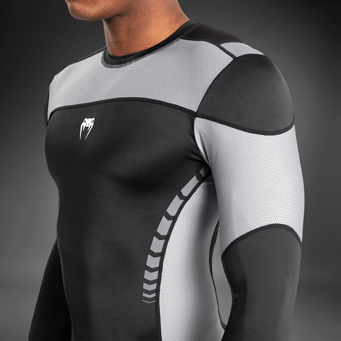 Pre-Venta Venum Tempest Rashguard