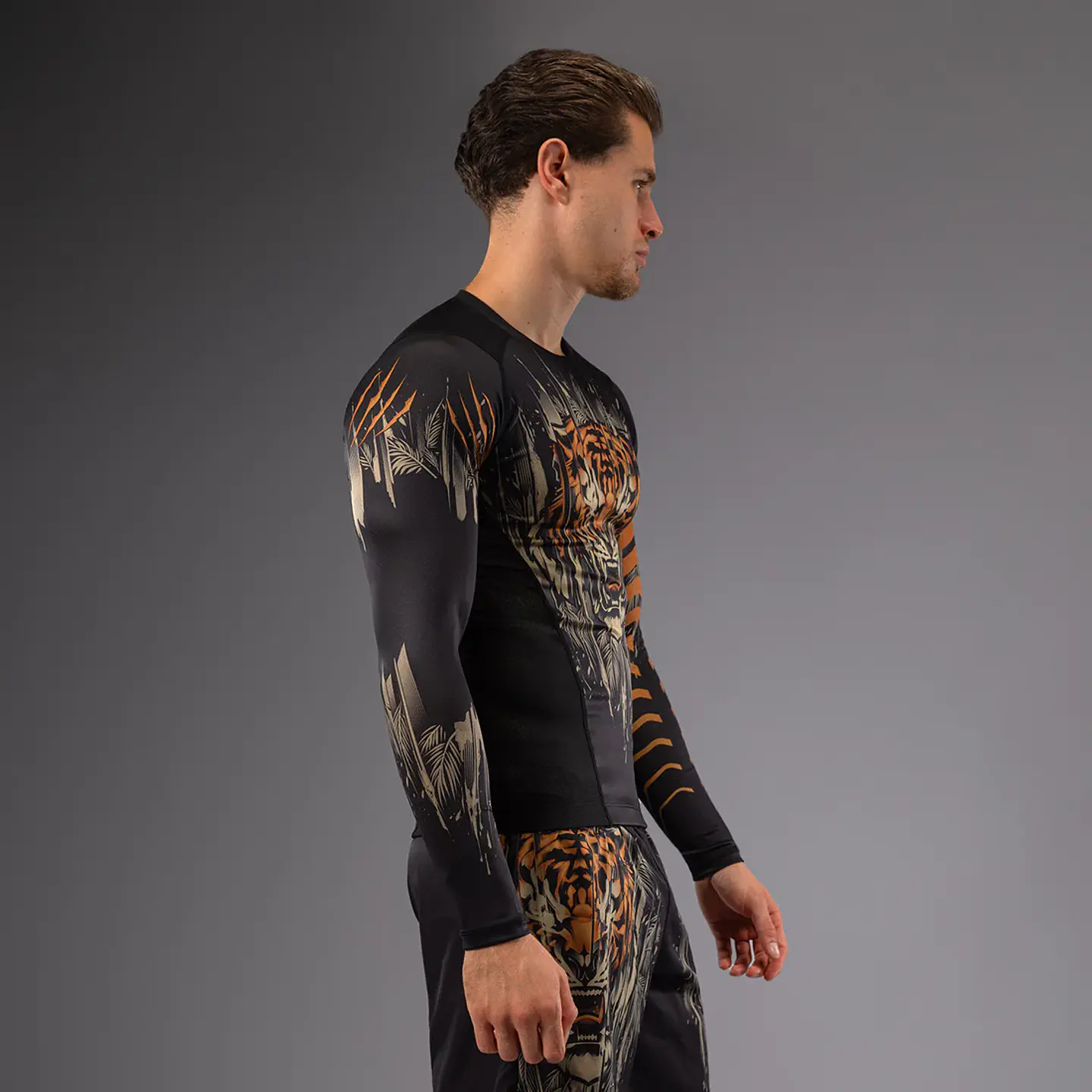 Venum Tiger Rashguard Long Sleeve 3