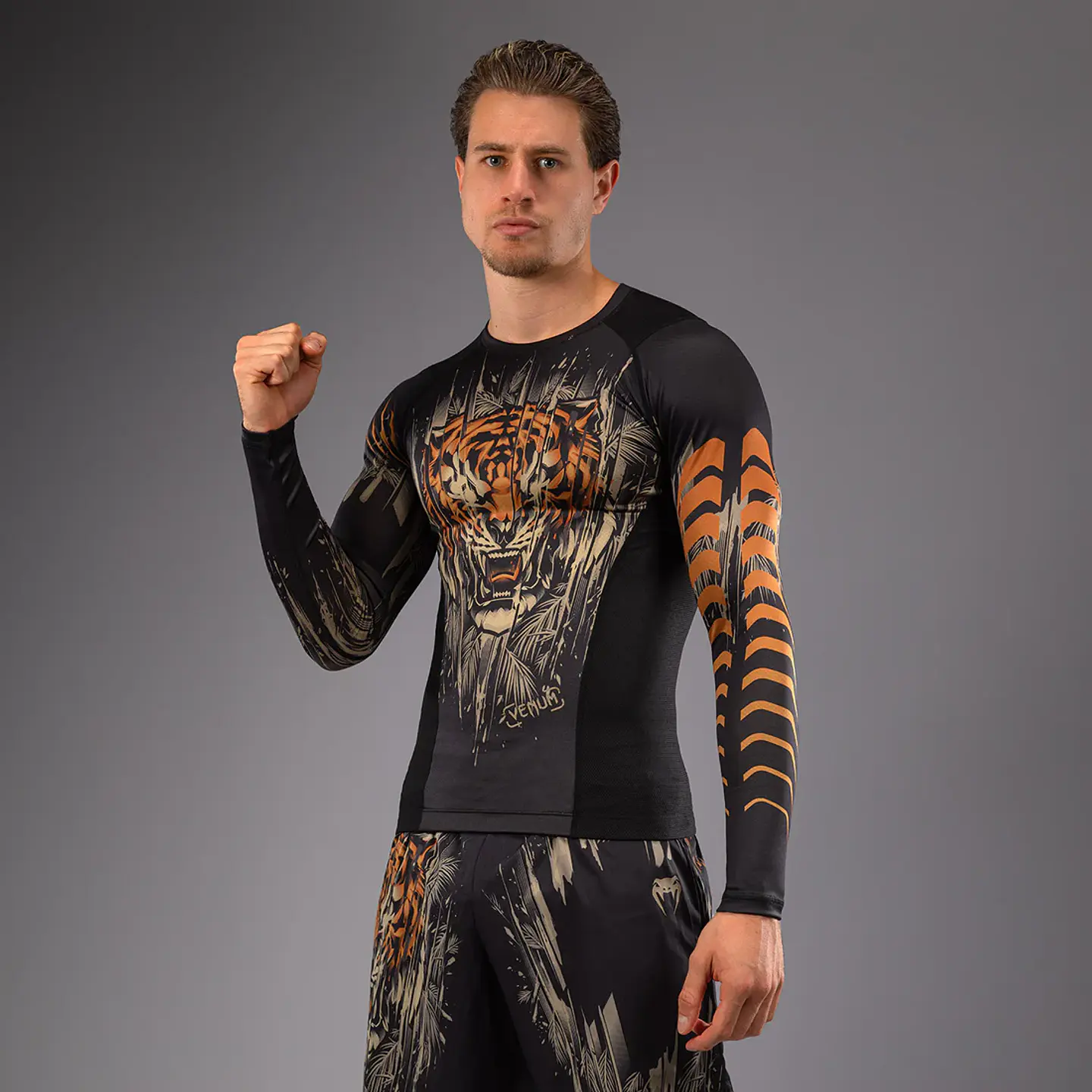 Venum Tiger Rashguard Long Sleeve 1