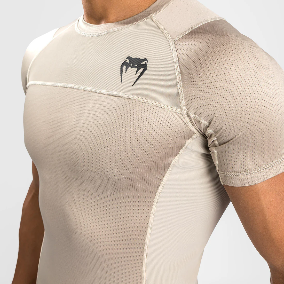 Pre-Venta Venum G-Fit Rashguard Short Sleeves