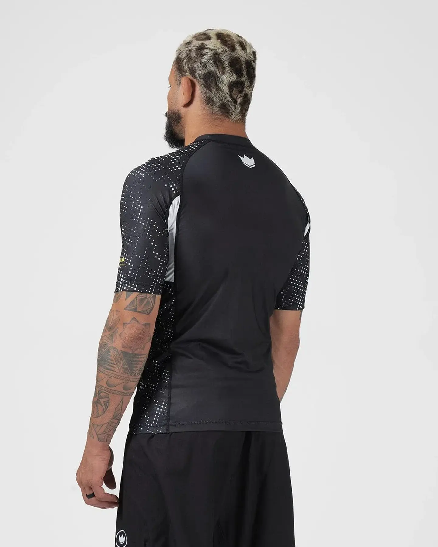 Pre-Venta Ranked Performance V3 S/S Rashguard 3