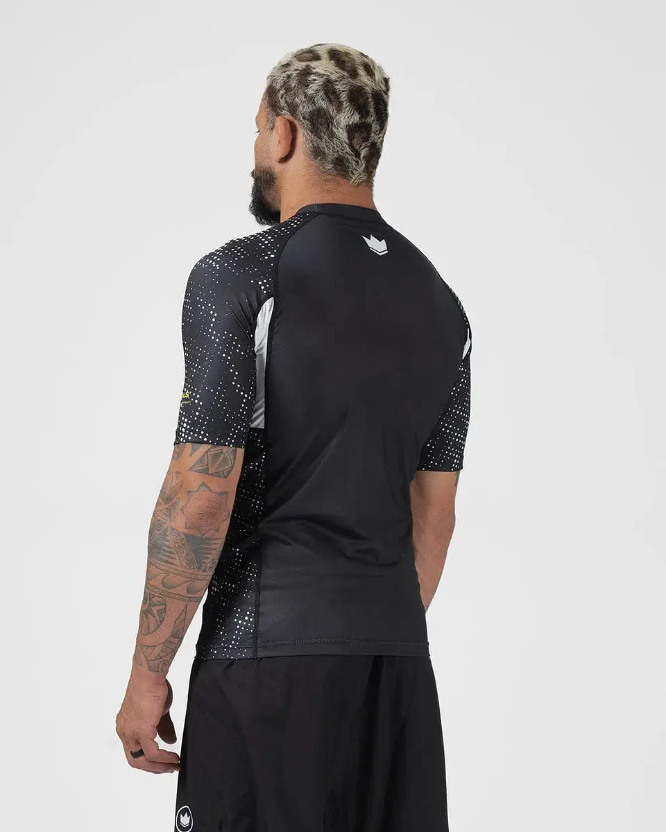 Pre-Venta Ranked Performance V3 S/S Rashguard 3