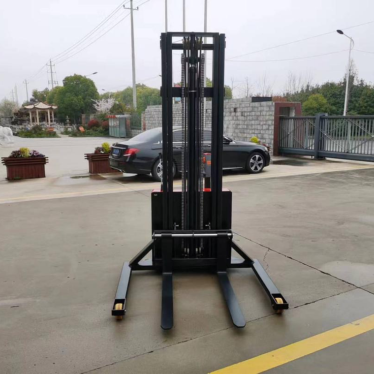 Apilador Eléctrico Hombre a Pie 3,5mt Altura 2,0ton 2