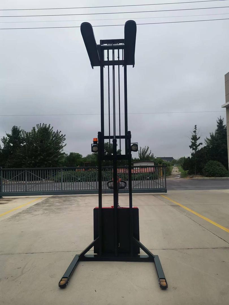 Apilador Eléctrico Hombre a Pie 3,5mt Altura 2,0ton 3