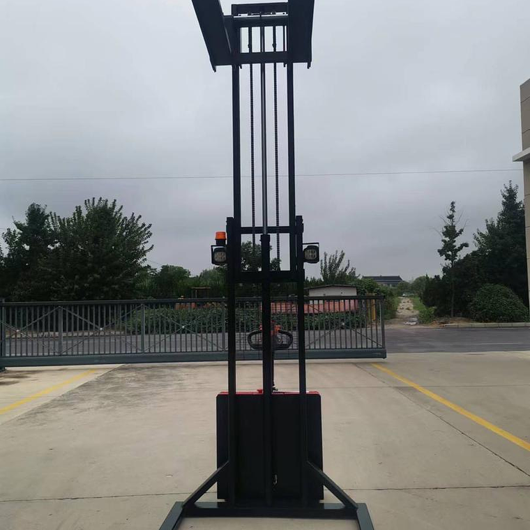 Apilador Eléctrico Hombre a Pie 3,5mt Altura 2,0ton 3