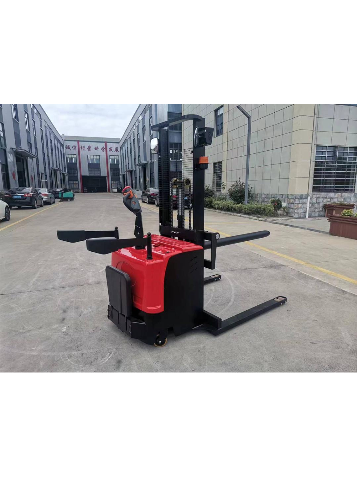 Apilador Eléctrico Hombre a Pie 3,5mt Altura 2,0ton 5