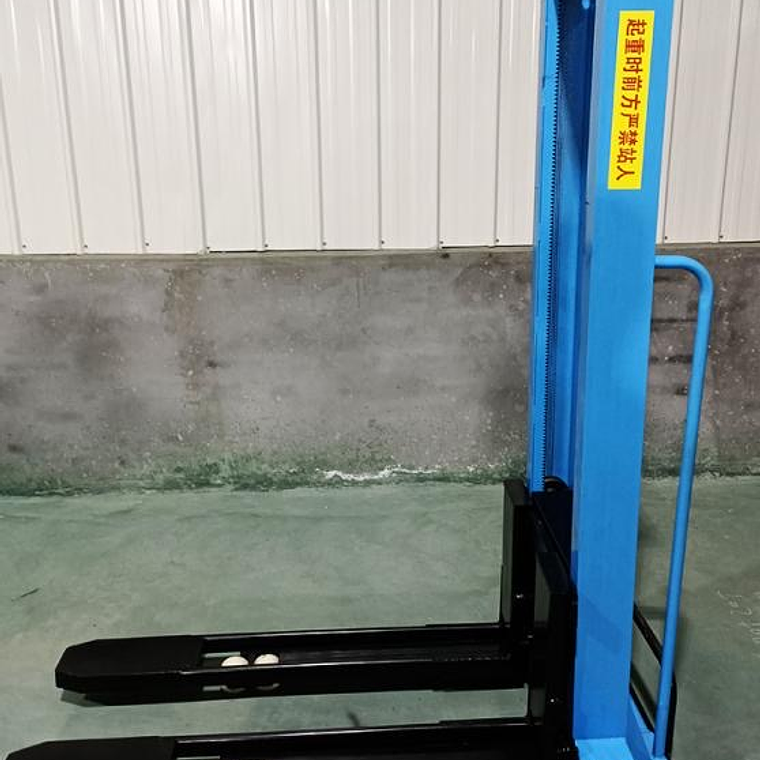 Apilador Eléctrico Sobre Camión  1.6 Mts 2