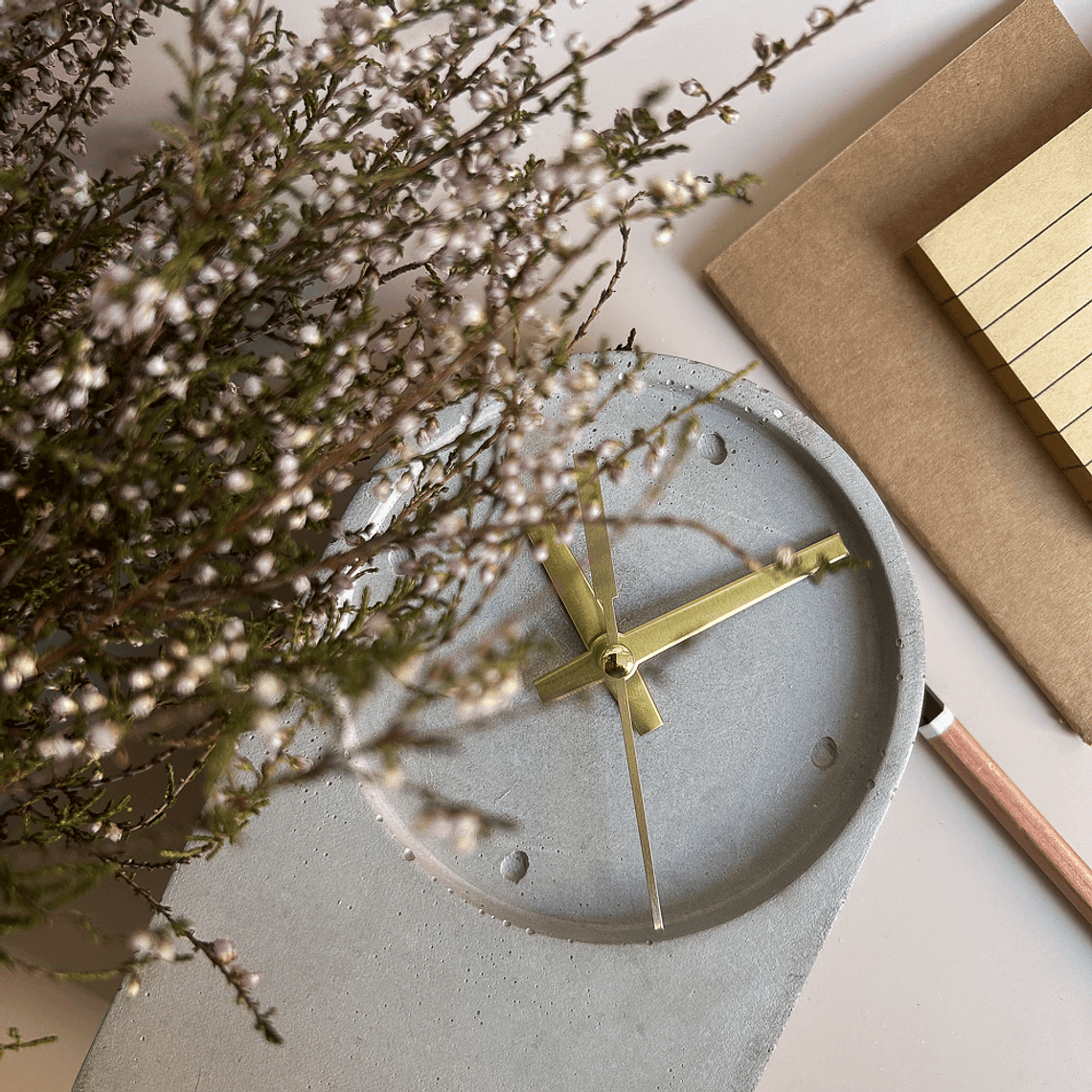 Relógio de Mesa Base 2