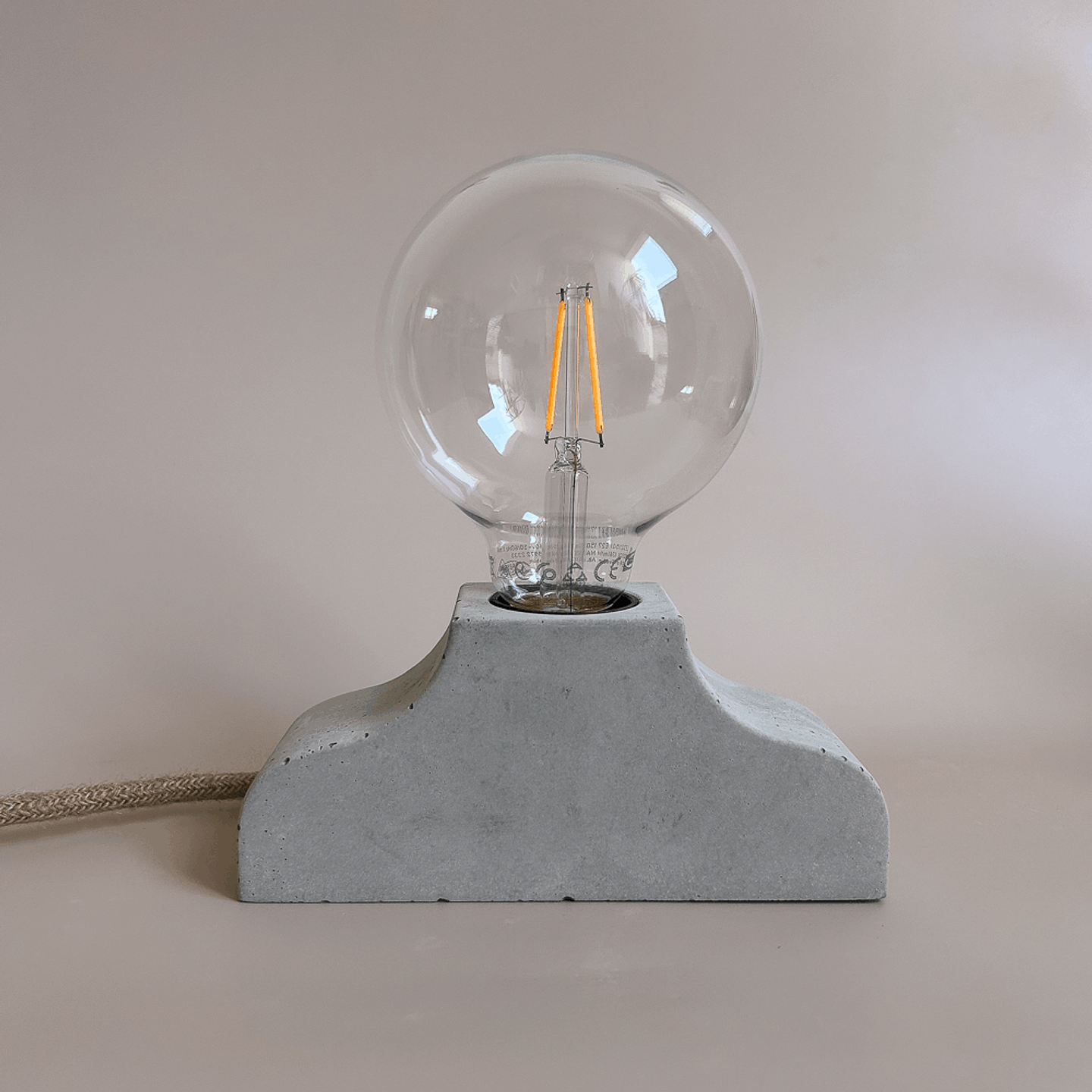 Candeeiro Cast Base 3