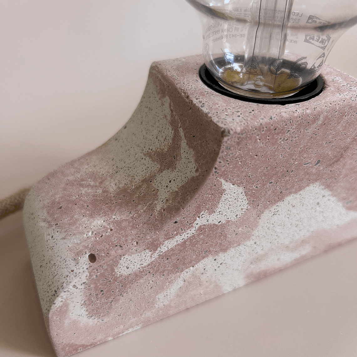 Candeeiro Cast Terra 3