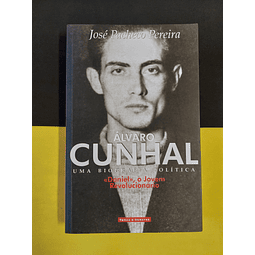 José Pacheco Pereira - Álvaro Cunhal, 1º volume 
