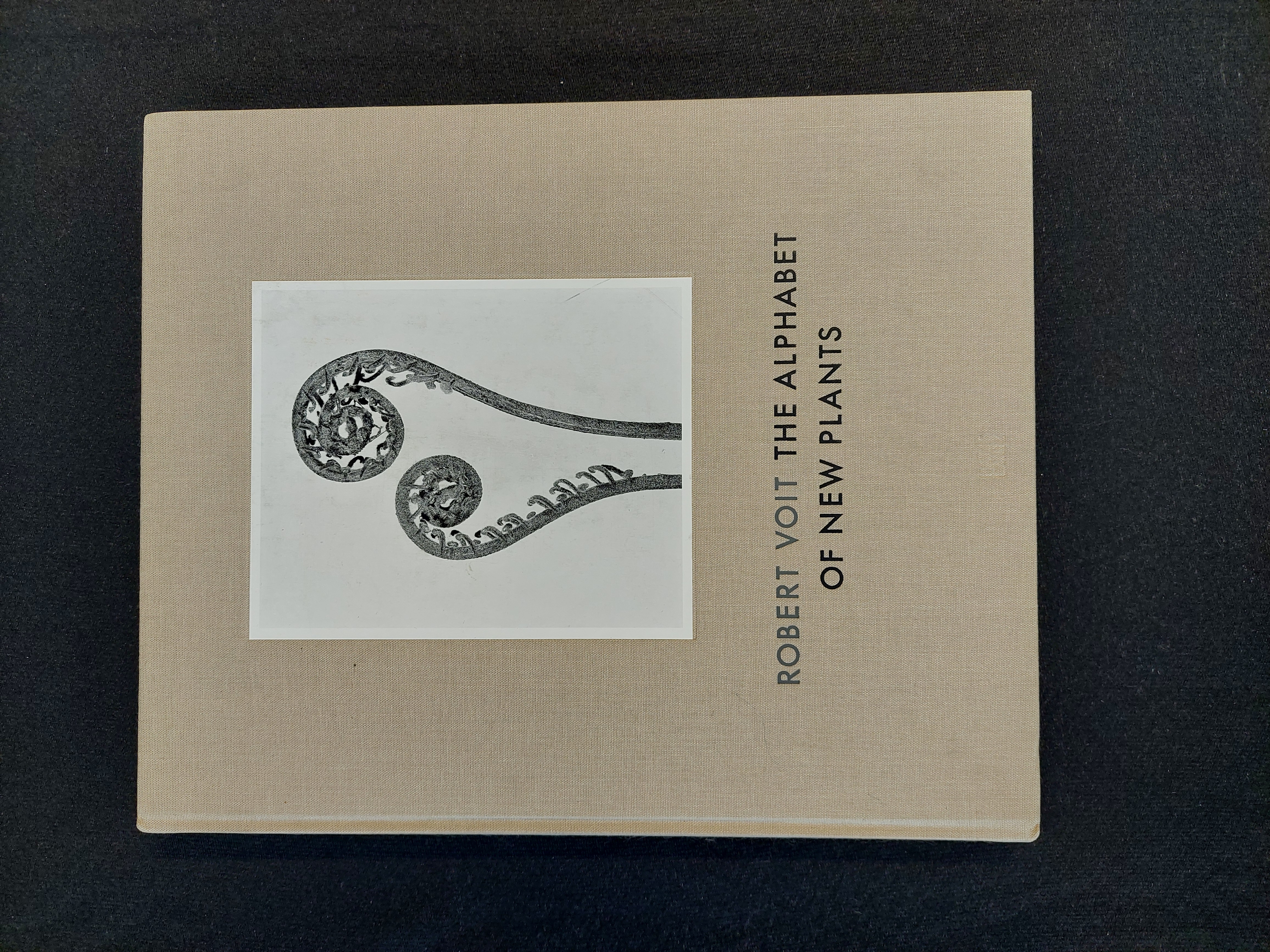 The Alphabet of New Plants　Robert Voit Robert Voit / The Alphabet of New Plants | POST