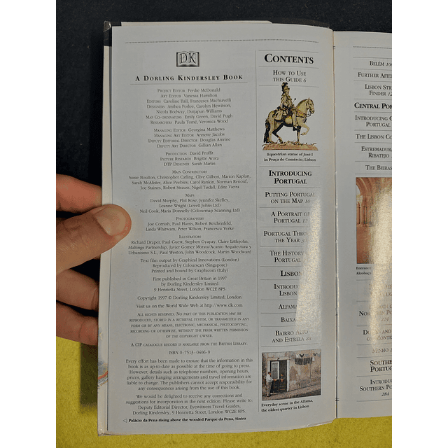 Eyewitness travel guides: Portugal with Madeira & The Azores