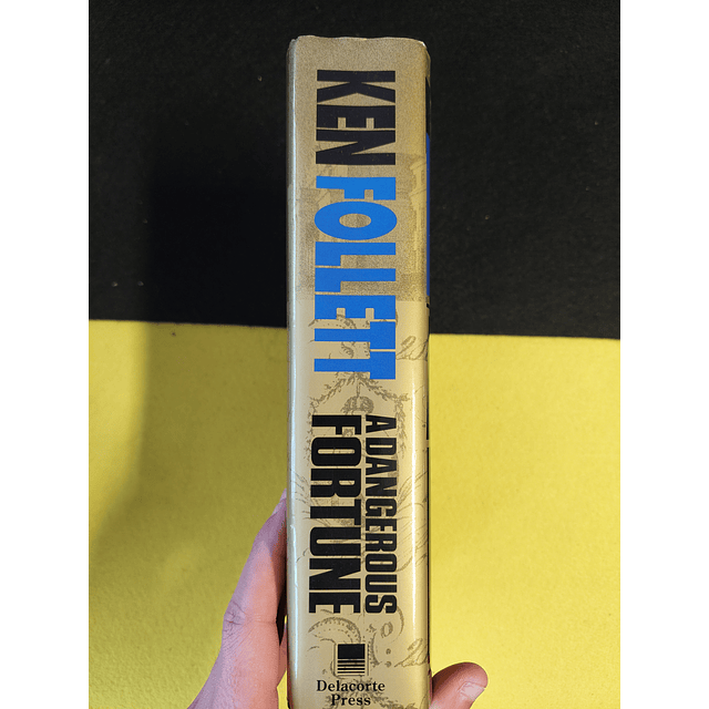 Ken Follett - A dangerous fortune