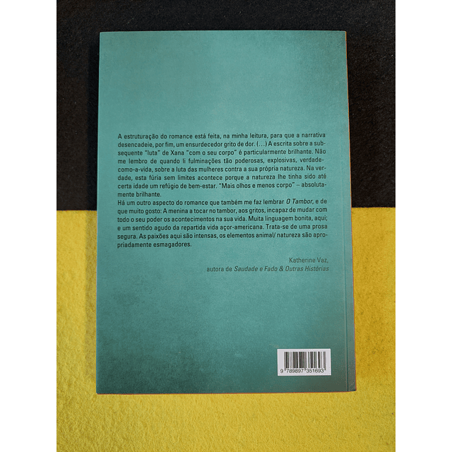 Adelaide Freitas - Sorriso por dentro da noite 