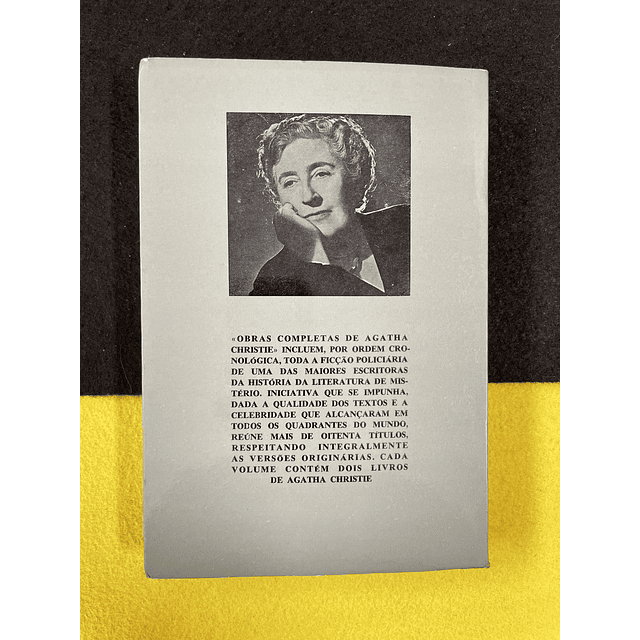 Agatha Christie - Os trabalhos de Hércules / Arrastado na torrente. 24