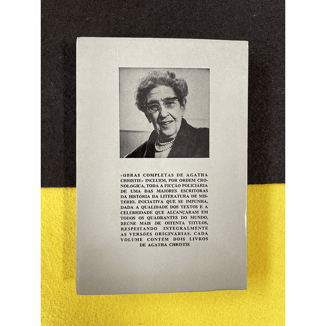 Agatha Christie - Poirot e a terceira inquilina / Noite sem fim. 35