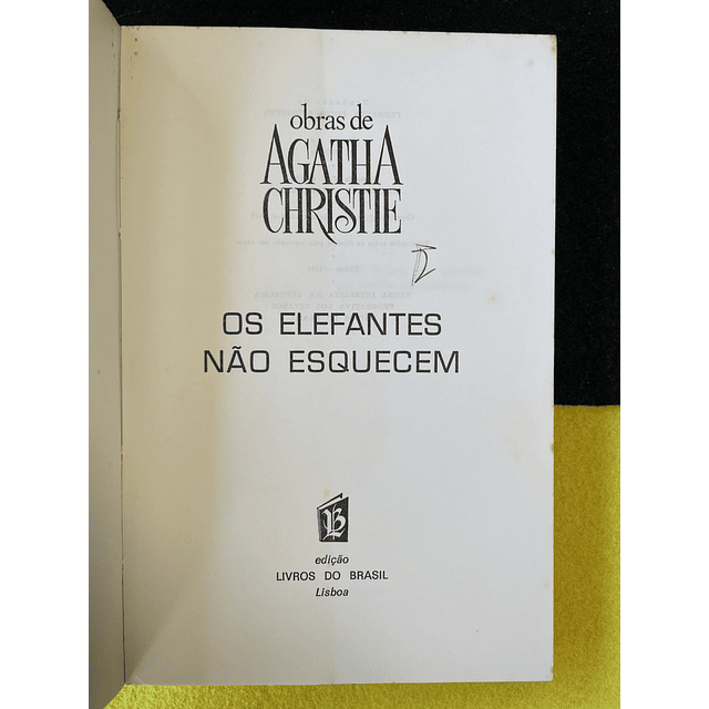 Agatha Christie - Os elefantes não esquecem / Morte pela porta das traseiras. 39