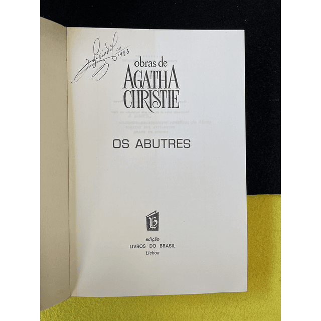 Agatha Christie - Os abutres / Centeio que mata. 28