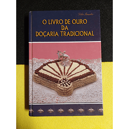 Délia Brandão - O livro de ouro da doçaria tradicional